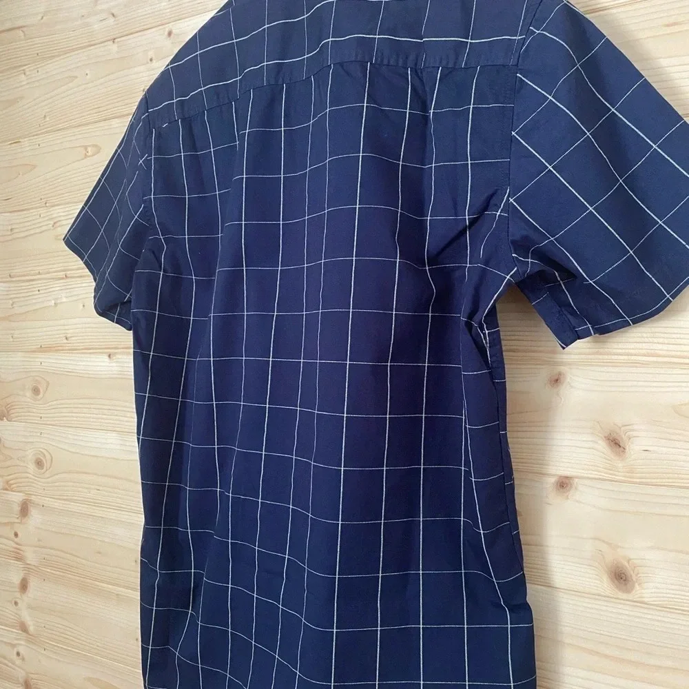 MUSE FATH Men's Small Preppy Navy Plaid Short Sleeve Collared Button Down Shirt
